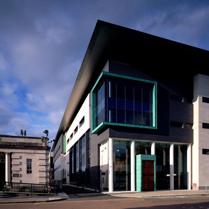 Bar Library, Belfast